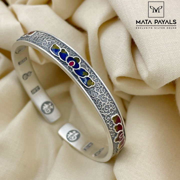 Enamel Lotus Design Kada