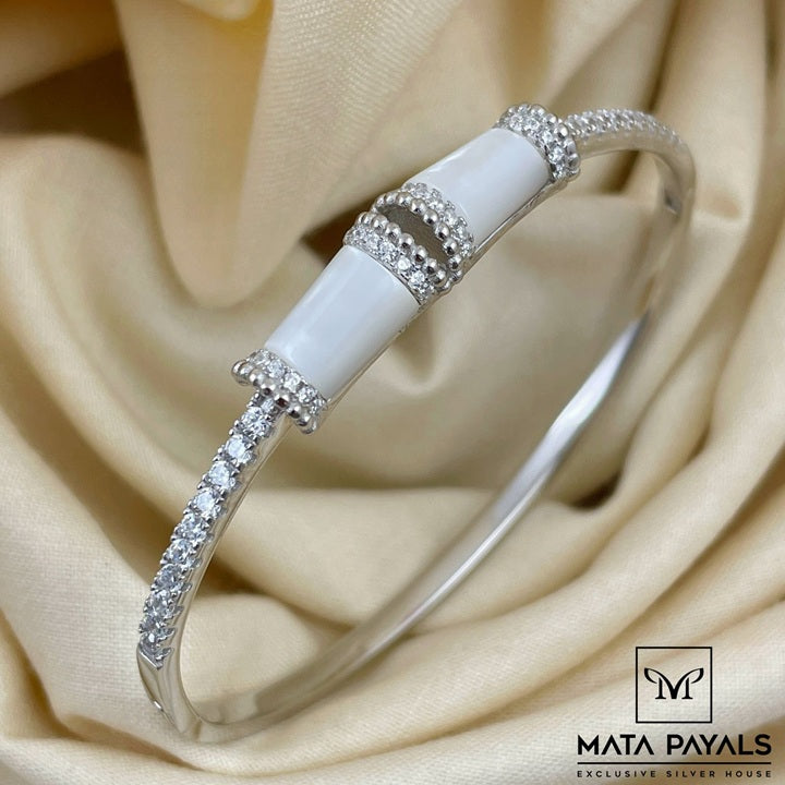 Luxurious Zircon Kada