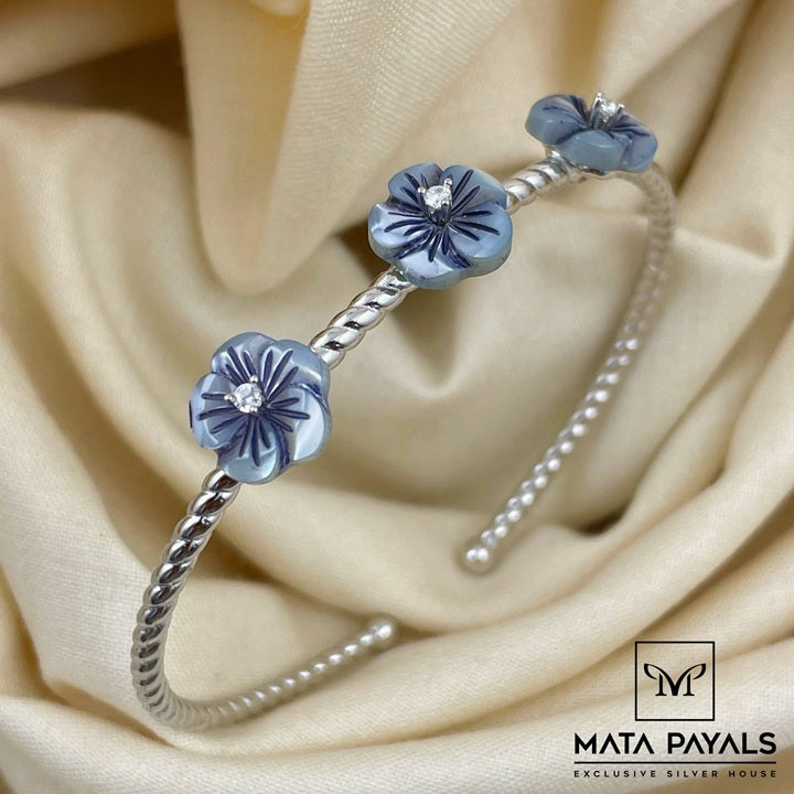 Fancy Floral Kada