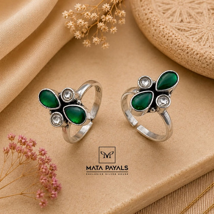 Green & White Kundan Toe Ring