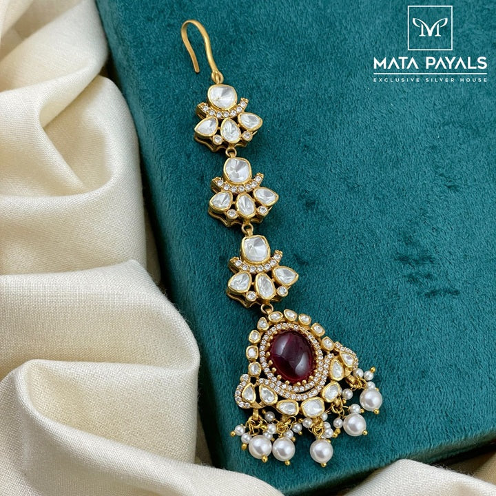 Fabulous Moissanite Mangtika