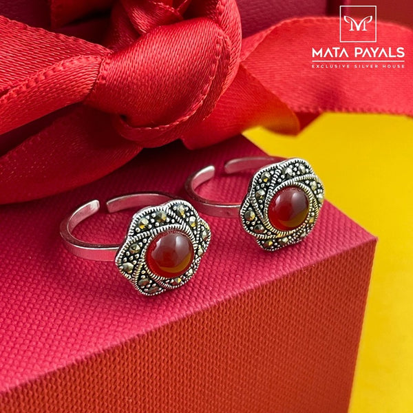 Fabulous Marcasite Toe Ring
