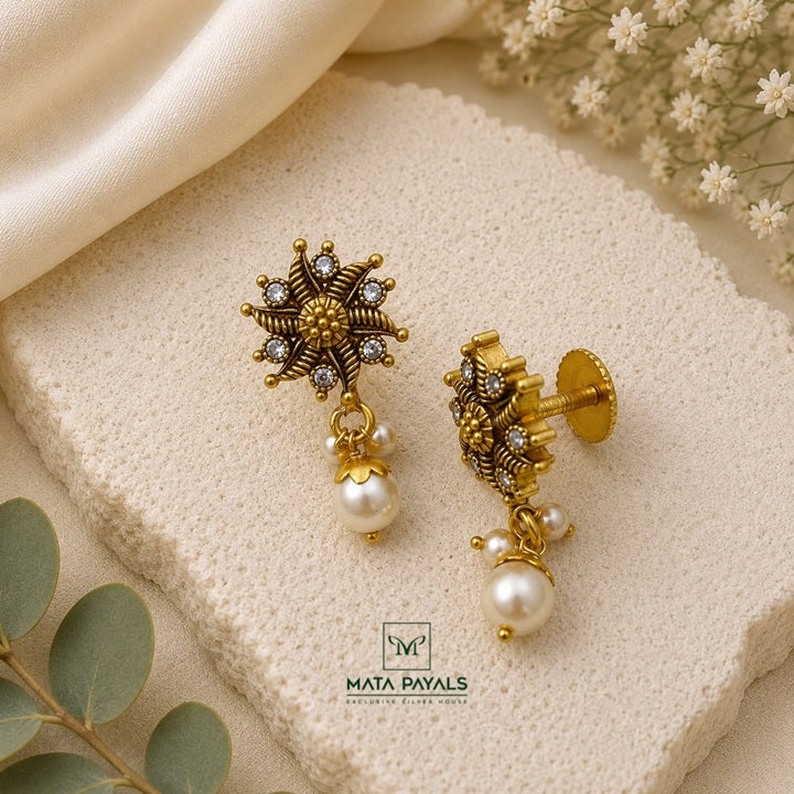 Ravishing Zircon Stud