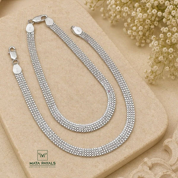 Plain Silver Payal