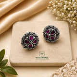 Pretty Oxidised Stud