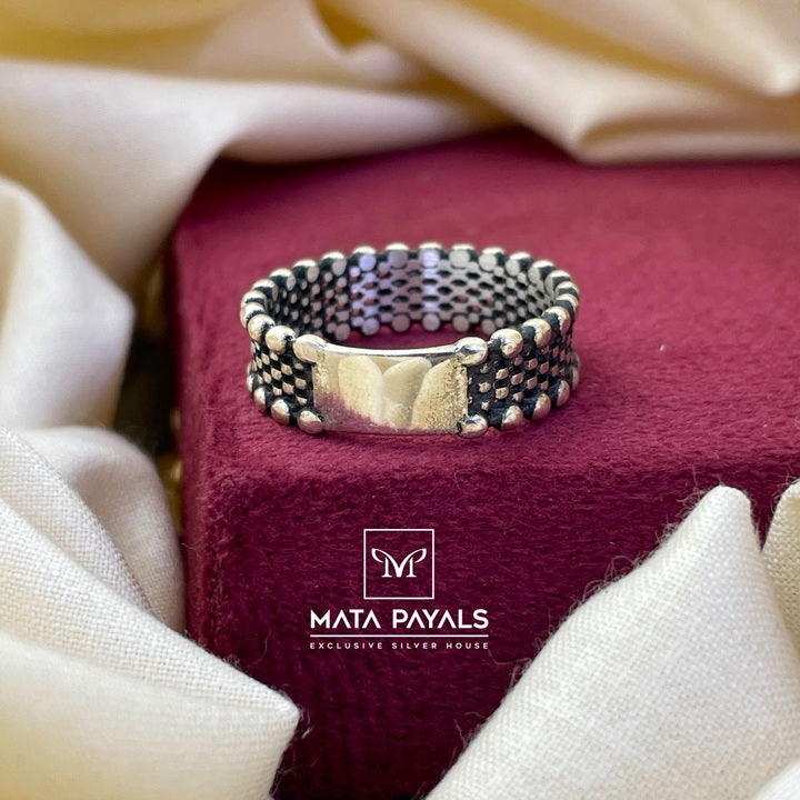 Unique Oxidised Finger Ring