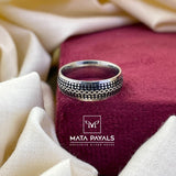 Graceful Oxidised Finger Ring