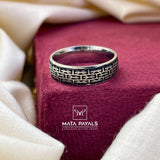 Superlative Finger Ring