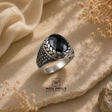 Impressive Black Onyx Finger Ring