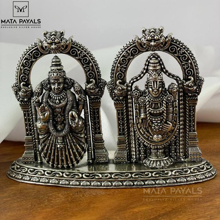 Mesmeric Shri Tirupati Maa Padmavati Idol
