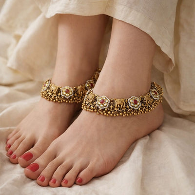 Exclusive Gold Polish Kundan Anklet