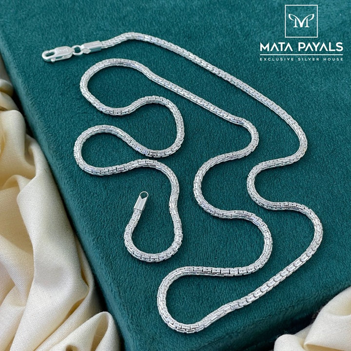 Charming Plain Neckchain