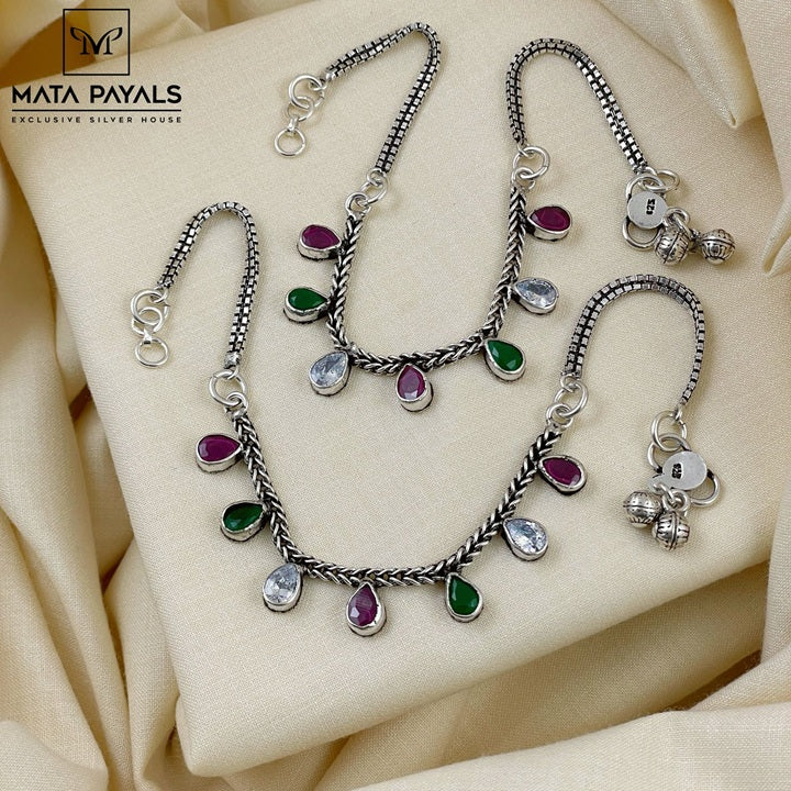 Ethnical Cut Stone Anklet