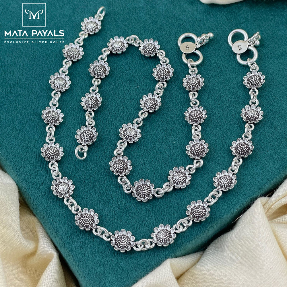 Graceful Oxidised Anklet