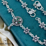 Elegant Cut Stone Anklet