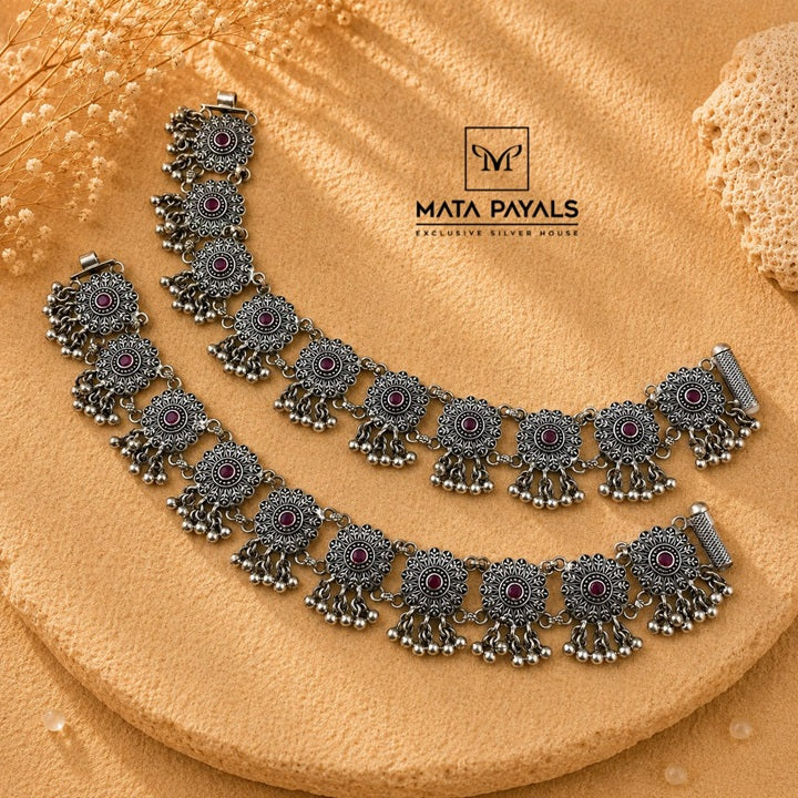 Artistic Cut Stone Anklet