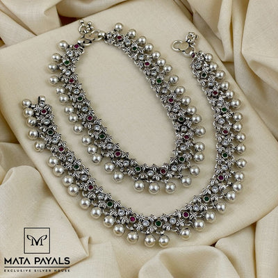 Ethnical Cut Stone Anklet