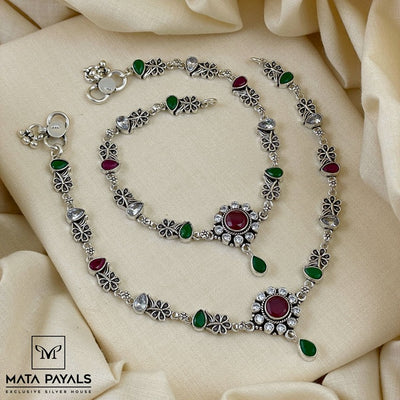 Pretty Cut Stone Anklet