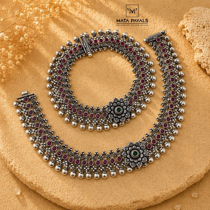 Superb Floral Anklet