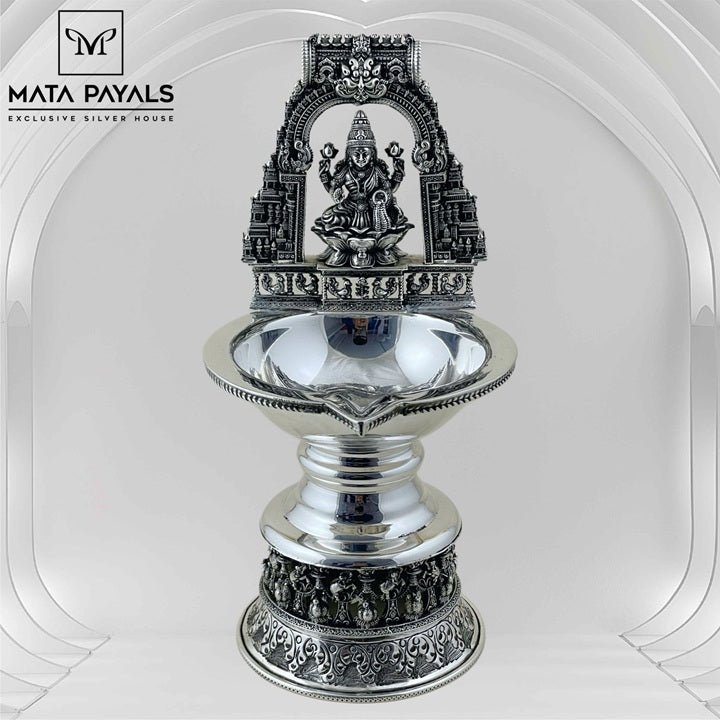 Heritage Lakshmi Kamakshi Deepa