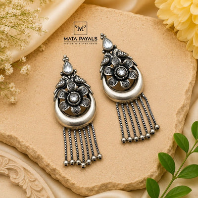 Impressive Kundan Hanging
