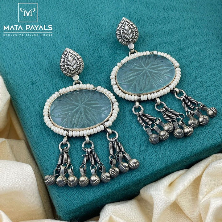 Incandescent Silver Chandbali
