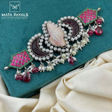 Fascinating Shanku Kundan Oxidised Choker