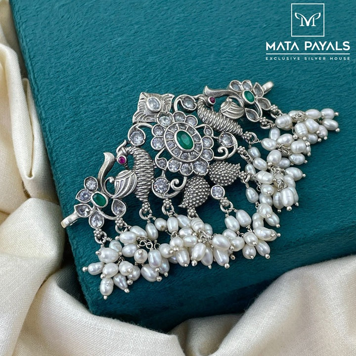 Charming Mayura Choker