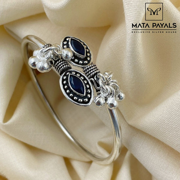 Dazzling navy Blue Kada