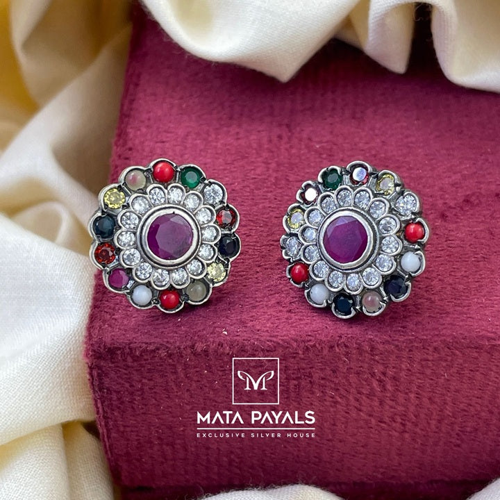 Splendid Navaratna Stud