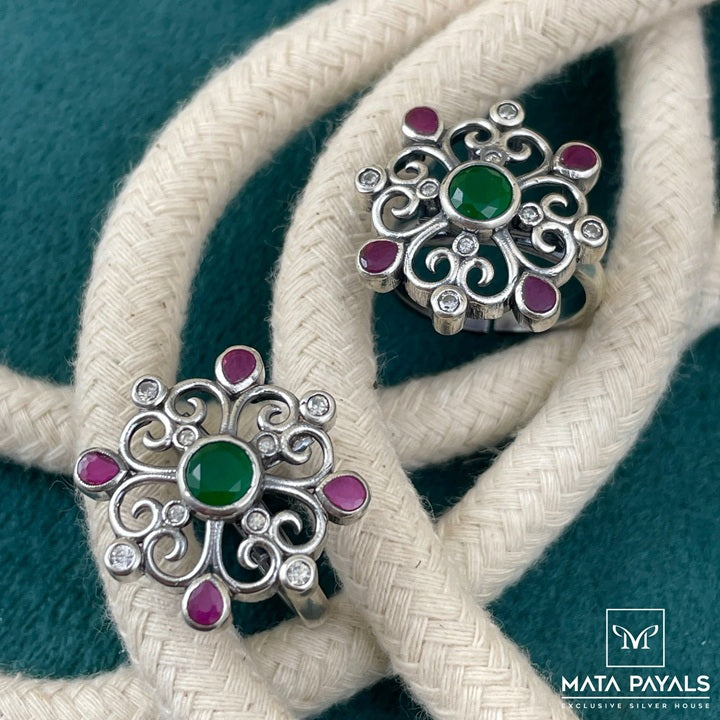 Gorgeous Color Toe Ring
