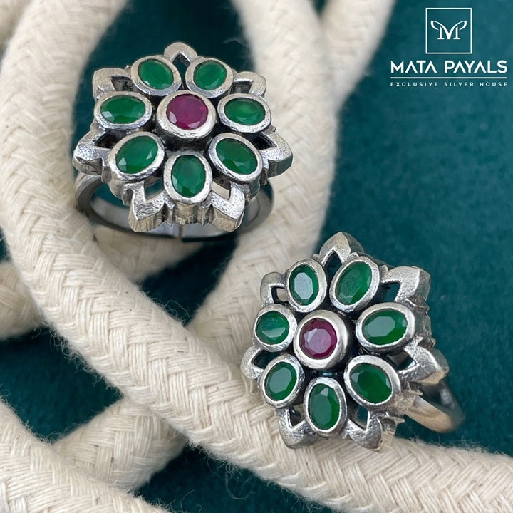 Stylish Cut Stone Toe Ring
