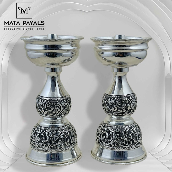 Eccentric oxidised Deepa