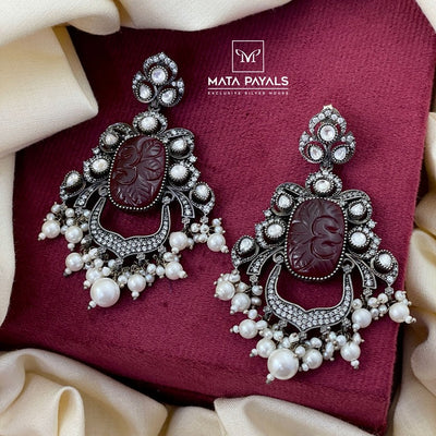 Heritage Moissanite Hanging