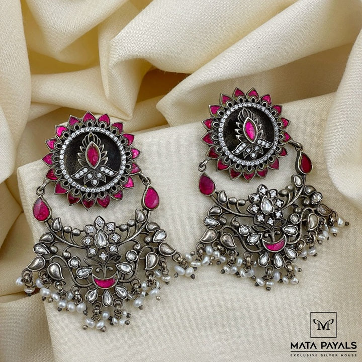 Ravishing Kundan Oxidised Silver Chandbali