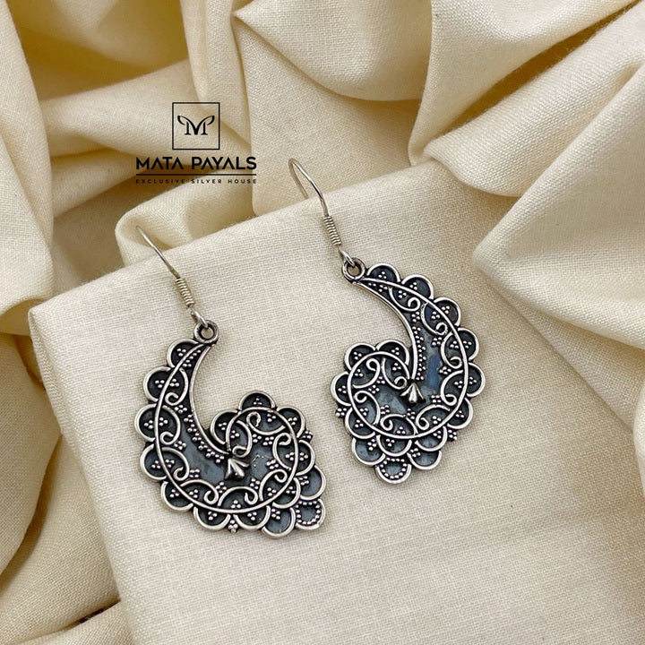 Artful Rawa Work Earring