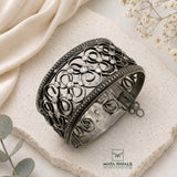 Oxidised Kundan Kada