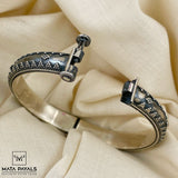 Attractive Oxidised Kada