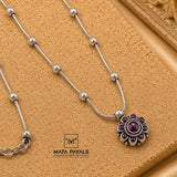 Simple Floral Pendant Chain