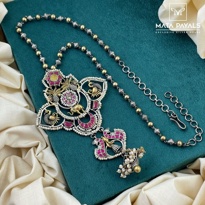 Excellent Dual Tone Necklace