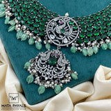 Graceful Green Stone Necklace