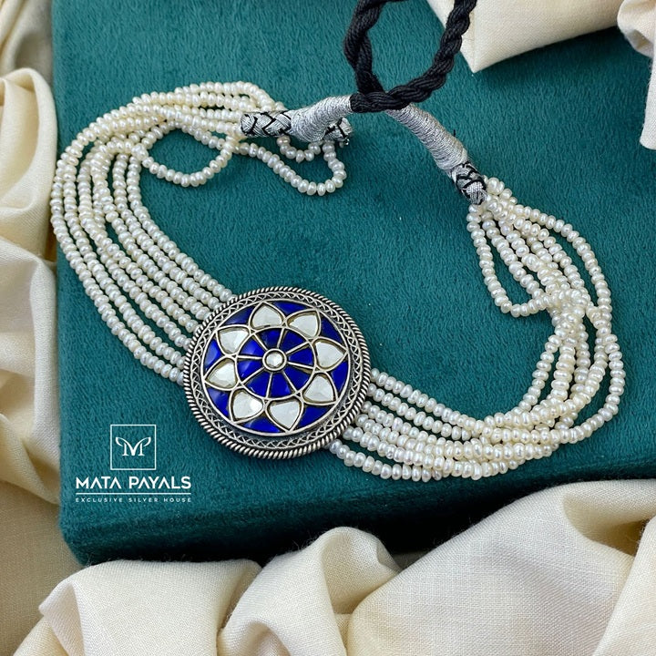 Statement Kundan Choker