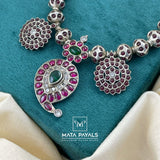 Pretty Mango Design Necklace