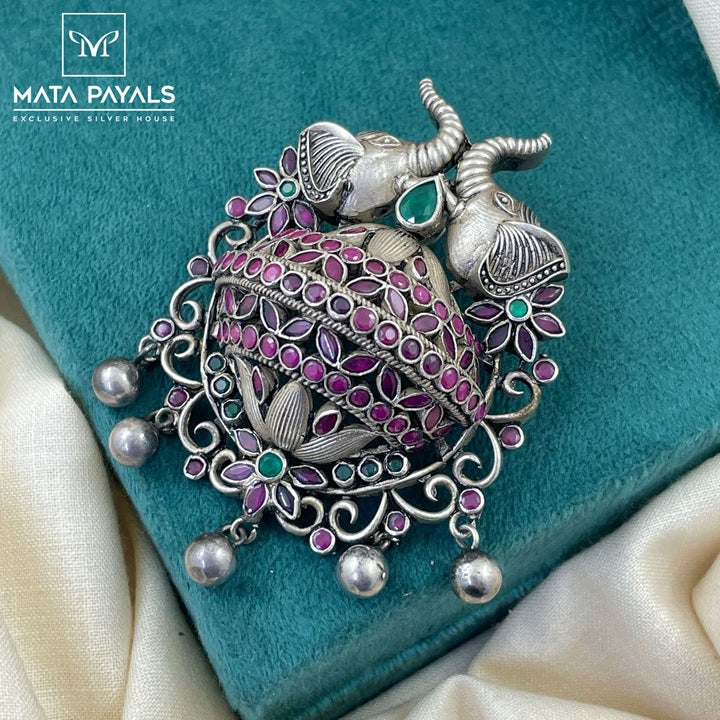 Maze Elephant Pendant