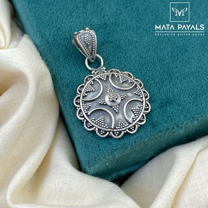 Fabulous Oxidised Pendant