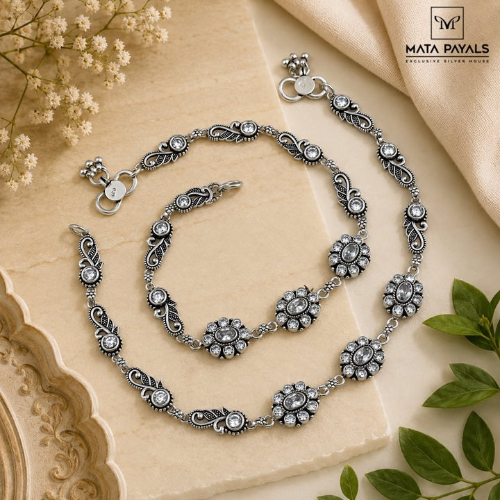 Ravishing White Stone Payal