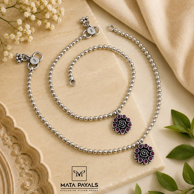 Expressive Rosey Payal