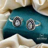 Shiny White Toe Ring