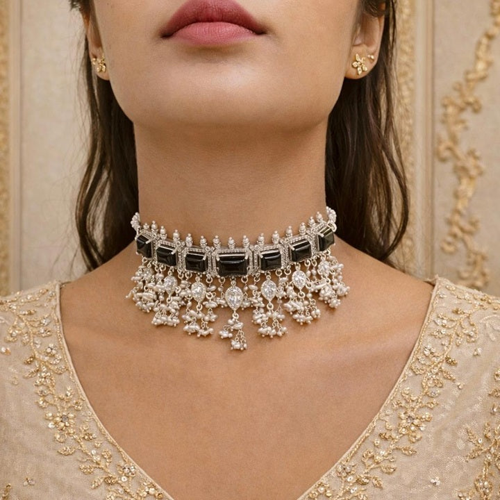 Luxurious Black Stone Choker