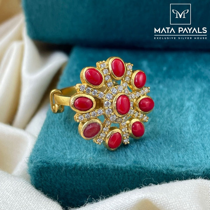 Ravishing Gold Polish Finger Ring